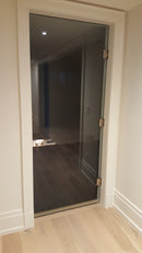 IPL311WGBS/PS/BL Pestillo montado en pared a vidrio con cerradura y giro tipo pulgar