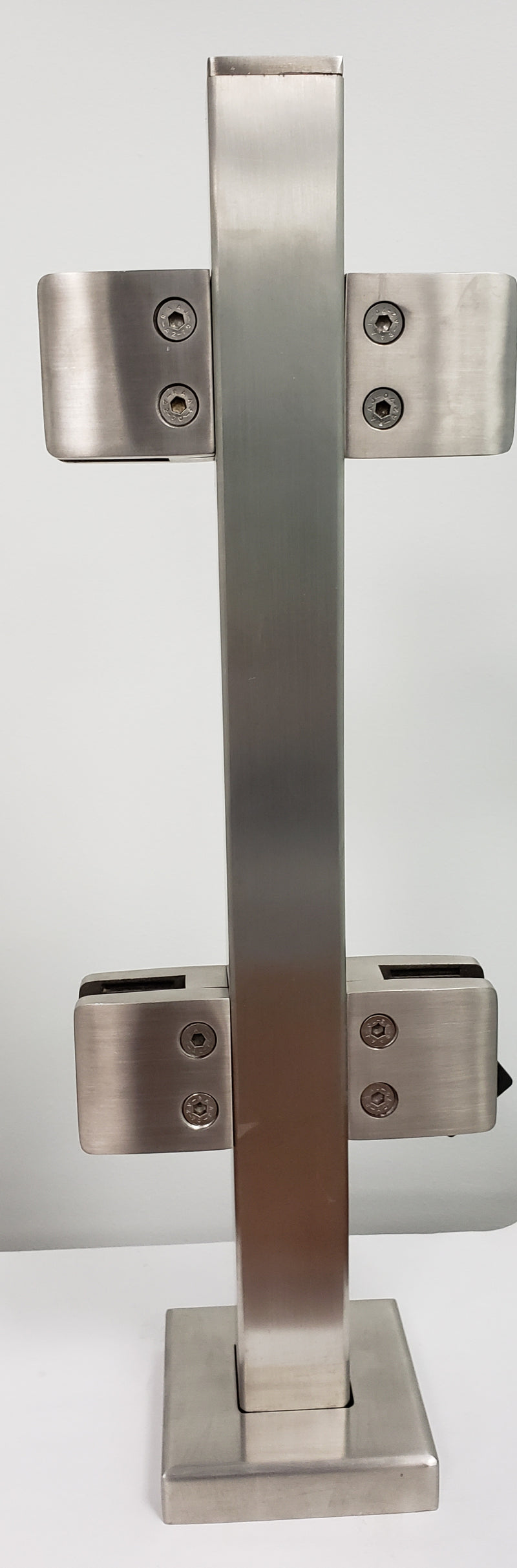 IPSQSNEEZEBS Square Sneeze Guard Stainless Steel Post SS316